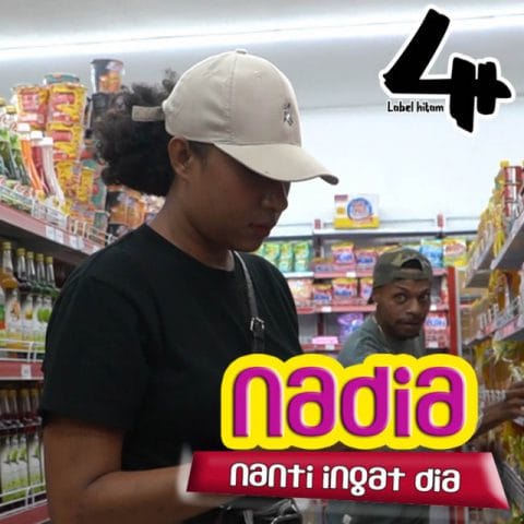 Lirik Lagu Label Hitam - Nadia