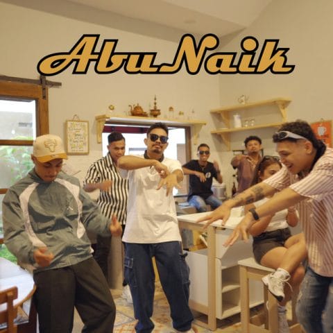 Lirik Lagu Abu Naik