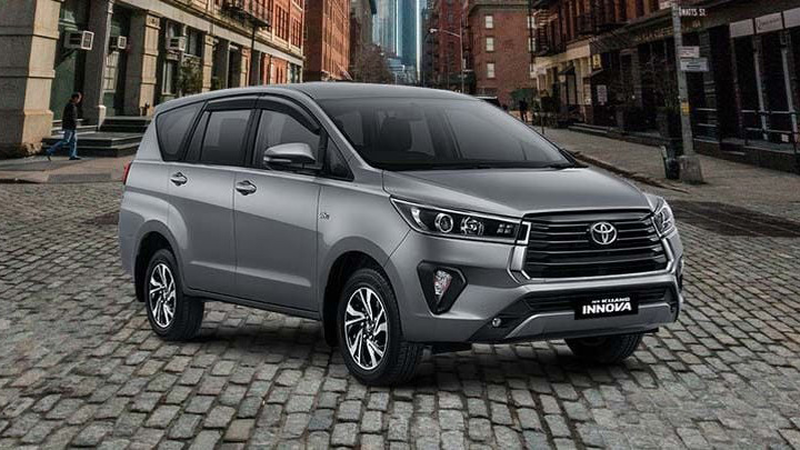 Sewa Innova Reborn Matic untuk Liburan dan Bisnis di Bandung