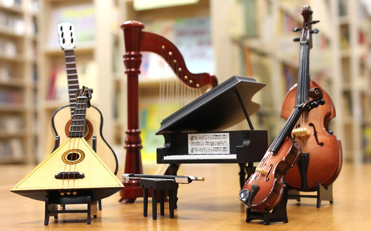 Pengertian dan Contoh Alat Musik Harmonis Saat Ini