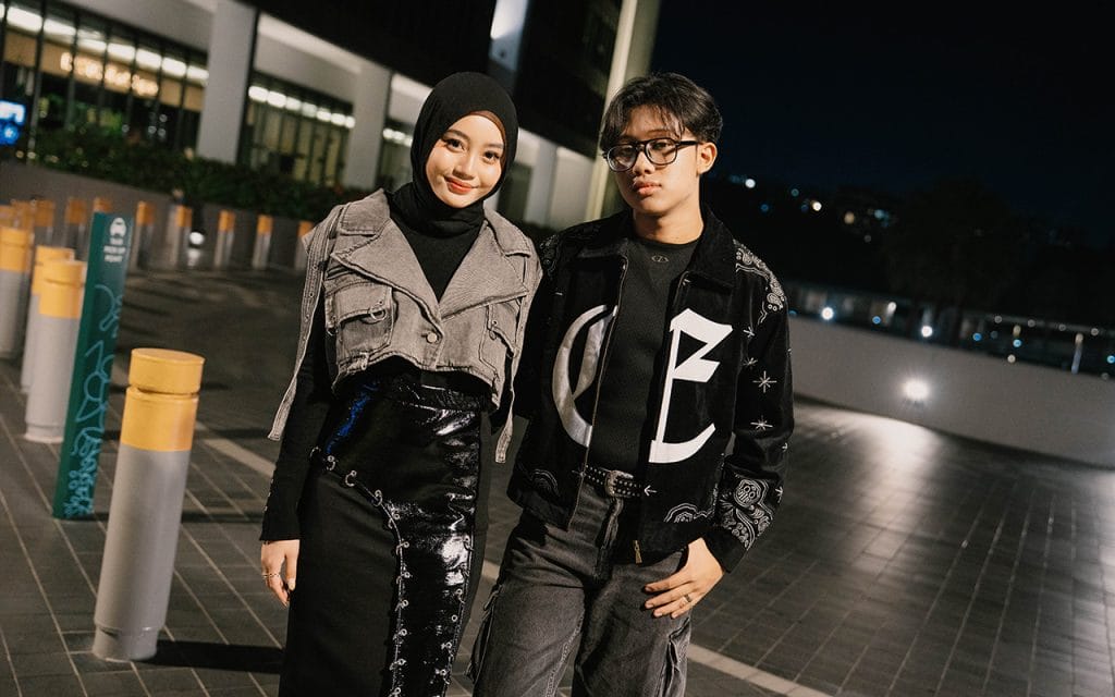 MikkyZia berpose bersama untuk perilisan lagu Aku Dah Lupa versi Club Edit