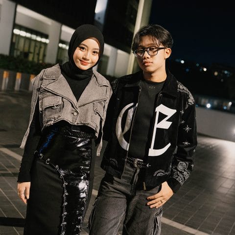 MikkyZia berpose bersama untuk perilisan lagu Aku Dah Lupa versi Club Edit