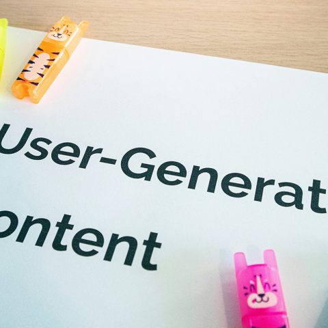 Ilustrasi user generated content dan peran smm panel indonesia dalam strategi konten viral