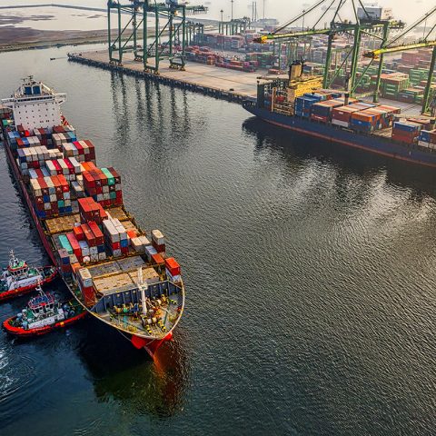kapal ekspedisi cargo laut untuk pengiriman barang jabodetabek ke sulawesi