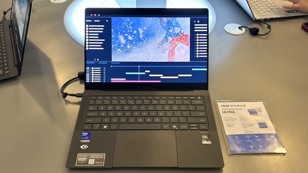 Benchmark performa ASUS ExpertBook Ultra dengan Intel Core Ultra